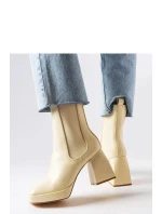 Boty na podpatku  model 207760 Solea