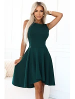 575-2 Rozšířené šaty s nápadně prodlouženým zadním dílem - lahvově zelené