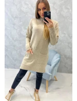 Stojící svetr béžový