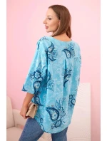 Dámská bavlněná blůza s ohrnovacími rukávy a paisley vzorem turkusová Dámská bavlněná blůza s ohrnovacími rukávy a paisley vzorem turkusová
