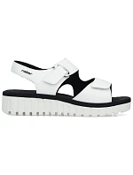 Bílé kožené dámské sandály na platformě Rieker V1382-80