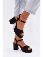 Dámské sandály na podpatku z eko semiše Černé Iserelle