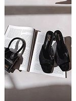 Dámské sandály na tenkém podpatku Černé Revina
