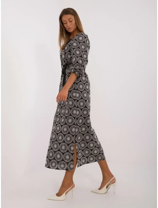 Šaty LK SK 509748.91 černá Šaty LK SK 509748.91 černá