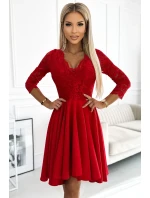 210-16 NICOLLE šaty s krajkovým výstřihem a delšími zády - červené