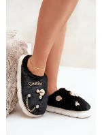 Chlupaté Pantofle S Přívěsky Černé Ivelfedi