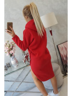 Šaty s kapucí a bočním rozparkem červené