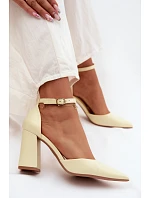 Lodičky na podpatku Žluté Selvra