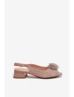 Kožené dámské sandály na podpatku s ozdobou D&A CR61-3030 béžové