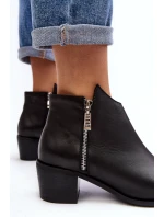 Kožené dámské kotníčkové boty na sloupku s nízkým svrškem a zipy černé Annaja