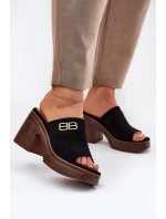 Dámské Pantofle Na Masivním Podpatku Se Zlatým Detalem Vinceza 17400 Černé