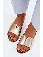 Ženské ploché pantofle s ozdobným detailem V Zlaté Nelmira