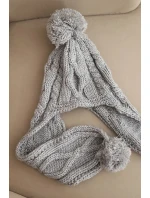 Dámská zimní čepice z vlny s bambulemi a prodlouženými stranami K448 šedá