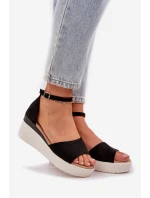 Lehké sandály na platformě a s jemným klínem černé Gillifia