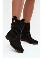 Kožené semišové dámské boty s žebrováním zateplené Zazoo 4210 Černé Kožené semišové dámské boty s žebrováním zateplené Zazoo 4210 Černé