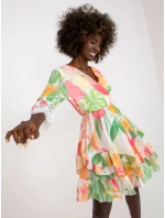 Šaty DHJ SK 0997 1.33X bílé a růžové Šaty DHJ SK 0997 1.33X bílé a růžové