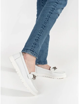 Trendy dámské bílé  mokasíny platforma