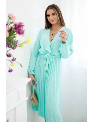 Šaty se svázaným plisovaným lemem světle mátová
