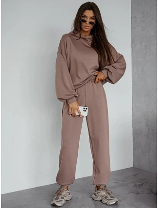 Dámská tepláková souprava s kapucí v barvě cappuccino, FashionStreet AY1214 Dámská tepláková souprava s kapucí v barvě cappuccino, FashionStreet AY1214