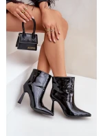 Lakované Boty Na Špičku S Elasťákem Černé Seliri
