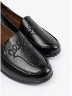 Výborné černé dámské polobotky na klínku Výborné černé dámské polobotky na klínku