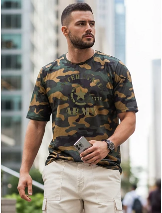 Pánské tričko s potiskem v zeleném maskovacím vzoru FashionStreet NX2002R