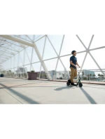 Vzduchový skútr Razor A5 13073005 (černá barva) Vzduchový skútr Razor A5 13073005 (černá barva)