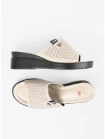 Jedinečné Jasnobeżowy  nazouváky dámské platforma