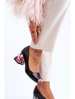 Kožené lodičky s ozdobným podpatkem Leski Boty 2608/K Černá