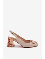 Kožené dámské sandály na podpatku s přezkou D&A LZ61-2010 Béžové Kožené dámské sandály na podpatku s přezkou D&A LZ61-2010 Béžové