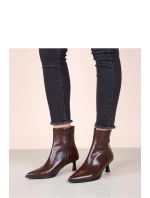 Boty na podpatku model 222369 Solea Boty na podpatku model 222369 Solea