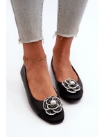 Dámské baleríny z ekologické kůže s ozdobným prvkem černé Divinella Dámské baleríny z ekologické kůže s ozdobným prvkem černé Divinella