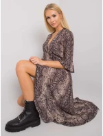 Šaty TW SK BI 24502 1.64P černá a béžová Šaty TW SK BI 24502 1.64P černá a béžová