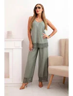 Dámská souprava z viskózy, top na širokých ramínkách a kalhoty s širokými nohavicemi khaki