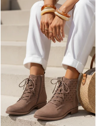 Dámské prolamované šněrovací boty hnědé FashionStreet ZY1347