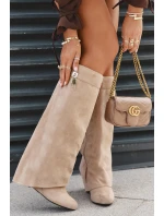 Dámské kozačky na platformě s páskem a stříbrným detailem béžové Korivelle Dámské kozačky na platformě s páskem a stříbrným detailem béžové Korivelle