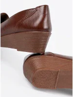 Jedinečné dámské hnědé polobotky na klínku Jedinečné dámské hnědé polobotky na klínku