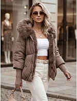 Dámská zimní bunda s kožešinou a kapucí v barvě taupe, FashionStreet TY5888 Dámská zimní bunda s kožešinou a kapucí v barvě taupe, FashionStreet TY5888