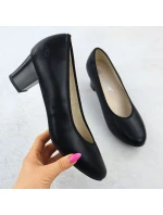 Dámské kožené lodičky na nízkém jehlovém podpatku černé Rieker 44650