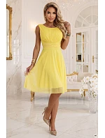 676-3 Svatební šaty s tylovou vrstvou a zvýrazněným pasem - citron limoncello 676-3 Svatební šaty s tylovou vrstvou a zvýrazněným pasem - citron limoncello
