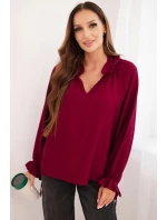 Dámská blůza z viskózy s výstřihem do V a vázáním na rukávech švestková