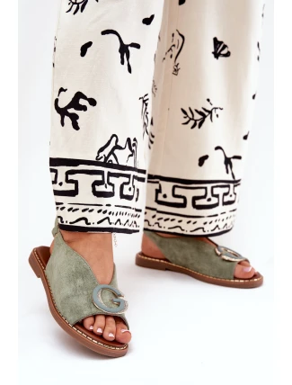 Ploché sandály se zdobením zelené Haliones