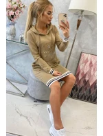 Brooklynské velbloudí šaty Brooklynské velbloudí šaty