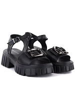 Dámské kožené sandály na platformě se zdobením černé Vinceza 26-79611