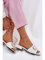 Elegantní Dámské Pantofle Na Klíně Se Zlatým Detalem Vinceza 62229 Bílé