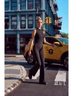 Rozšířené kalhoty s vysokým pasem M704 černé - MOE Rozšířené kalhoty s vysokým pasem M704 černé - MOE