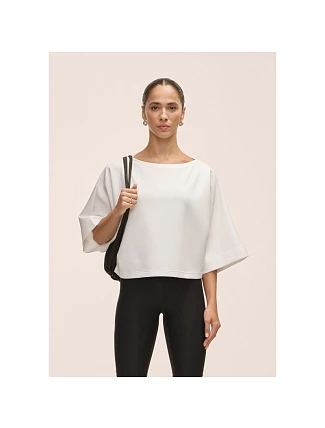 Dámské tričko Casall Aria Cropped Boatneck, bílé Dámské tričko Casall Aria Cropped Boatneck, bílé
