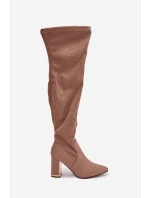 Dámské kozačky z eko-semiše nad kolena na sloupku – tmavě béžové Thamine Dámské kozačky z eko-semiše nad kolena na sloupku – tmavě béžové Thamine