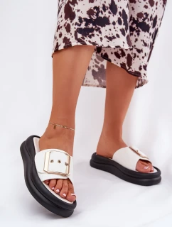 Dámské sandály na masivní platformě s ozdobnou přezkou bílé Zelori