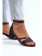 Třpytivé dámské sandály na nízkém podpatku černé Ploemis Třpytivé dámské sandály na nízkém podpatku černé Ploemis